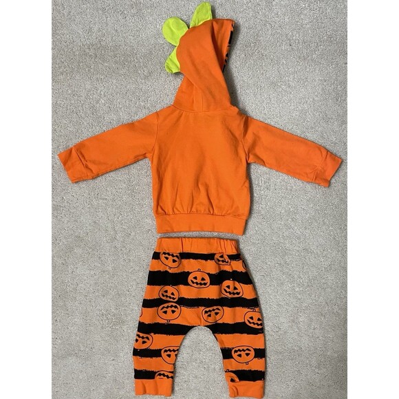 Halloween Baby 3/6M Hooded Fall Pumpkin Outfit - Picture 3 of 3
